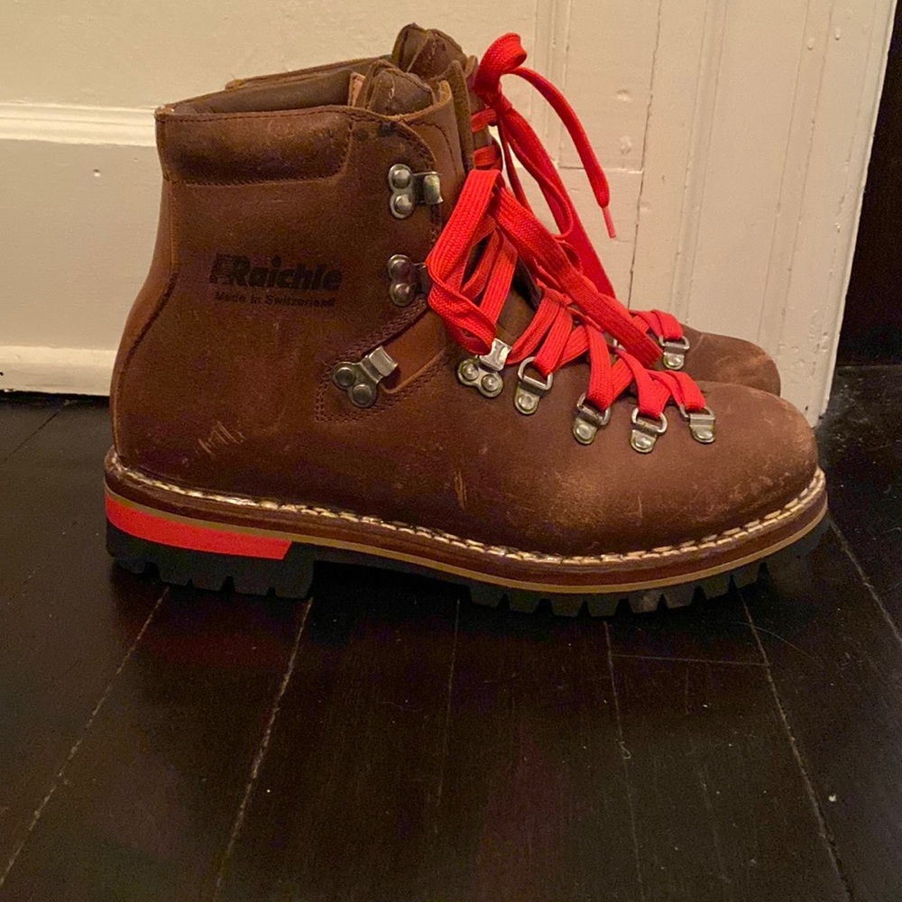 Raichle vintage hiking boots. Heavy duty